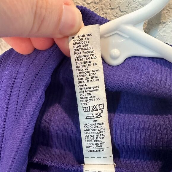 Athleta Base Layer Turtleneck  Size Large - Picture 4 of 6